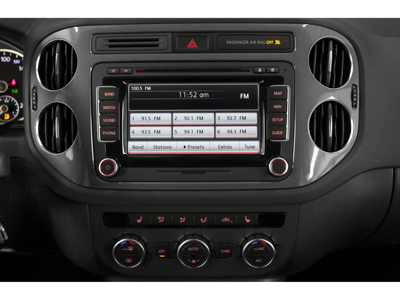 2015 Volkswagen Tiguan SE photo 3