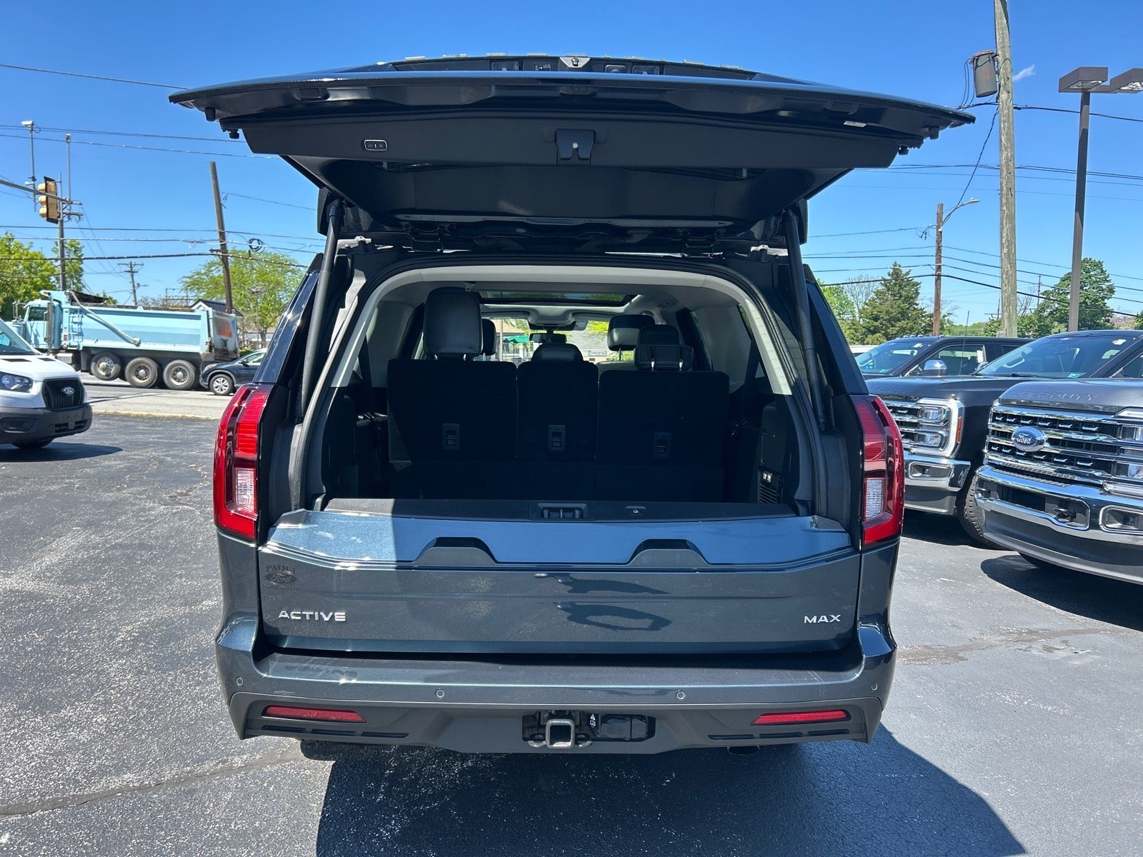 2025 Ford Expedition Max Active