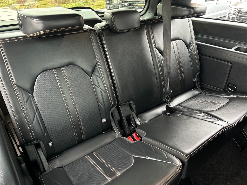 2022 Ford Expedition Platinum