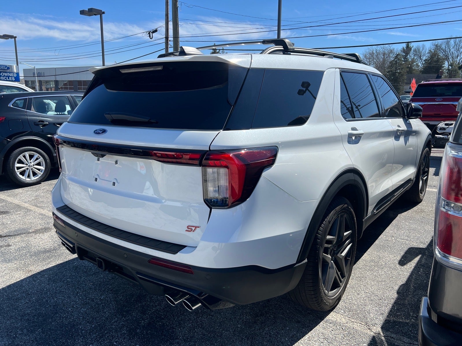 2025 Ford Explorer ST