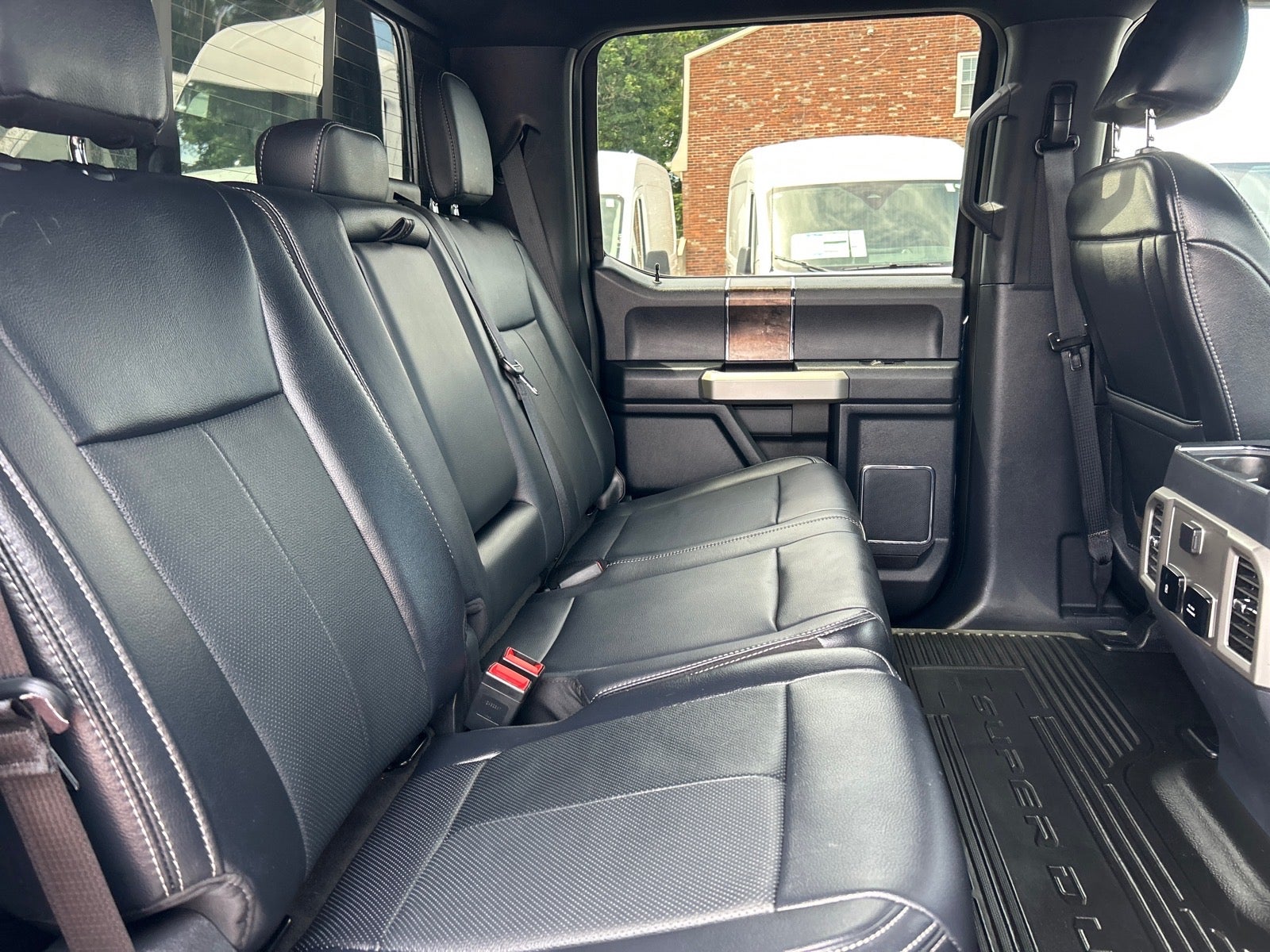 2022 Ford F-250SD Lariat
