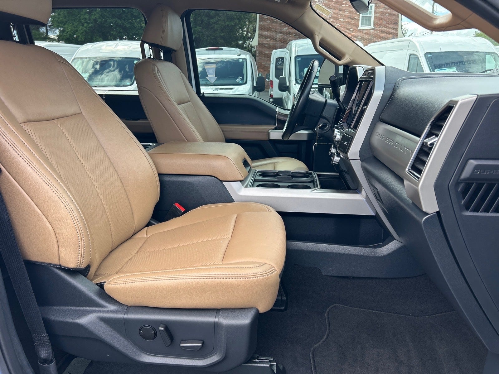 2022 Ford F-350SD Lariat