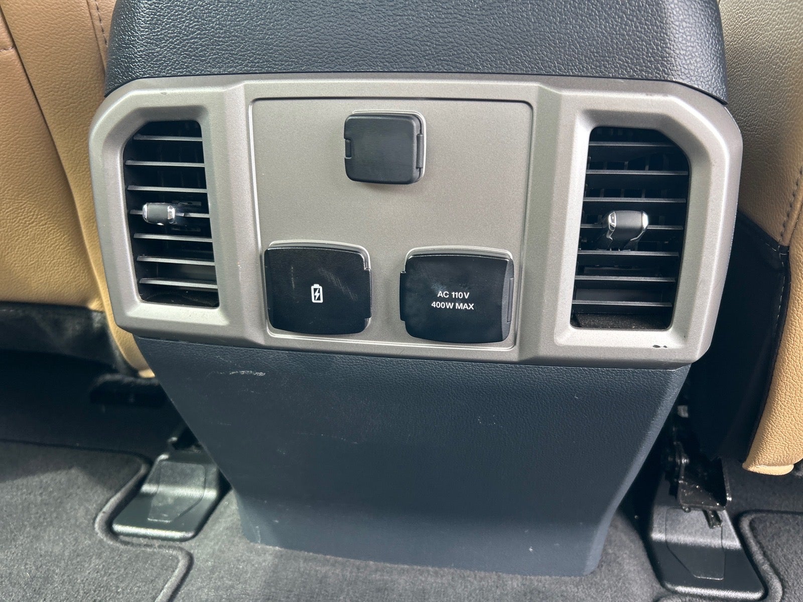 2022 Ford F-350SD Lariat