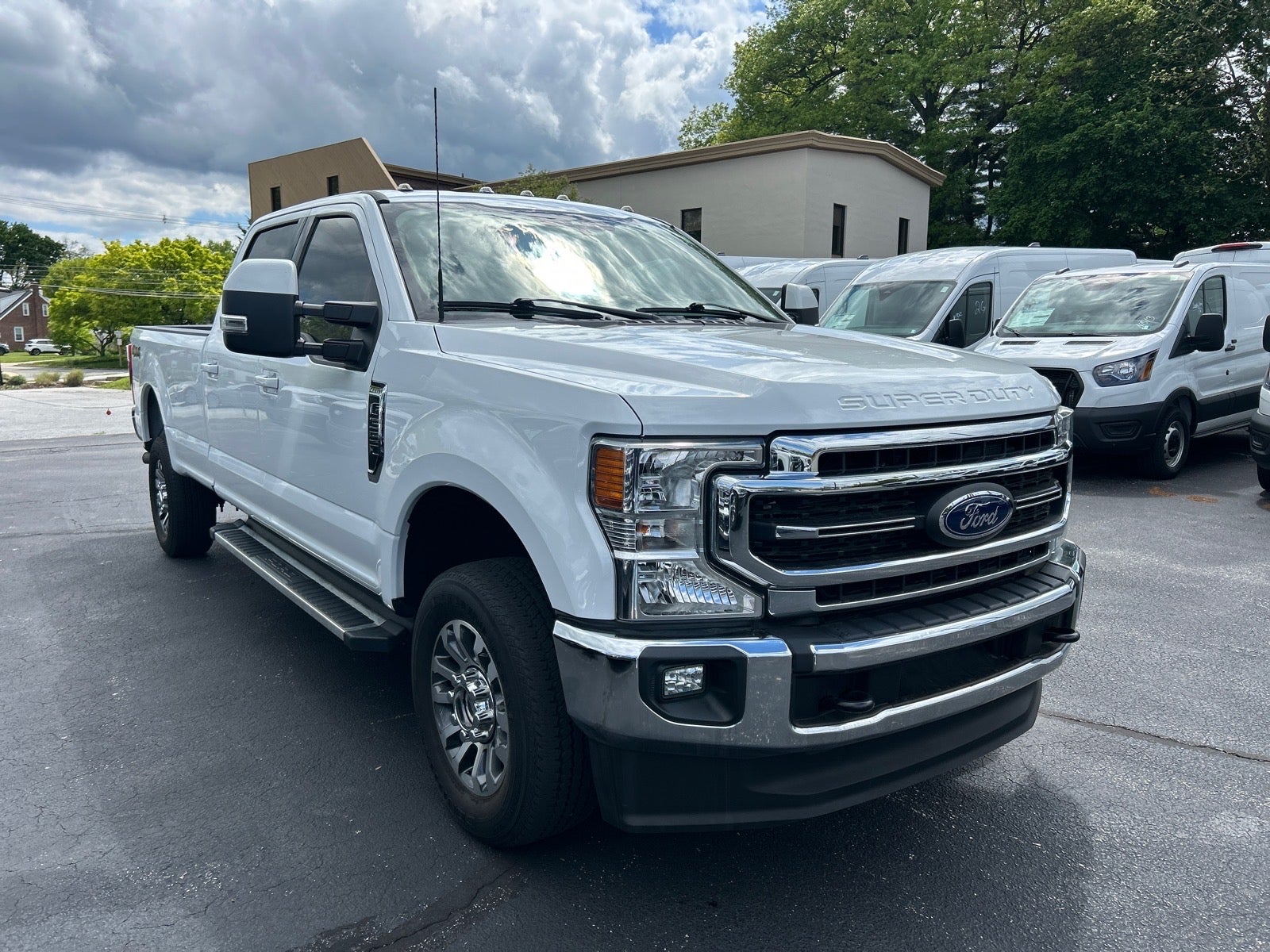 2022 Ford F-350SD Lariat