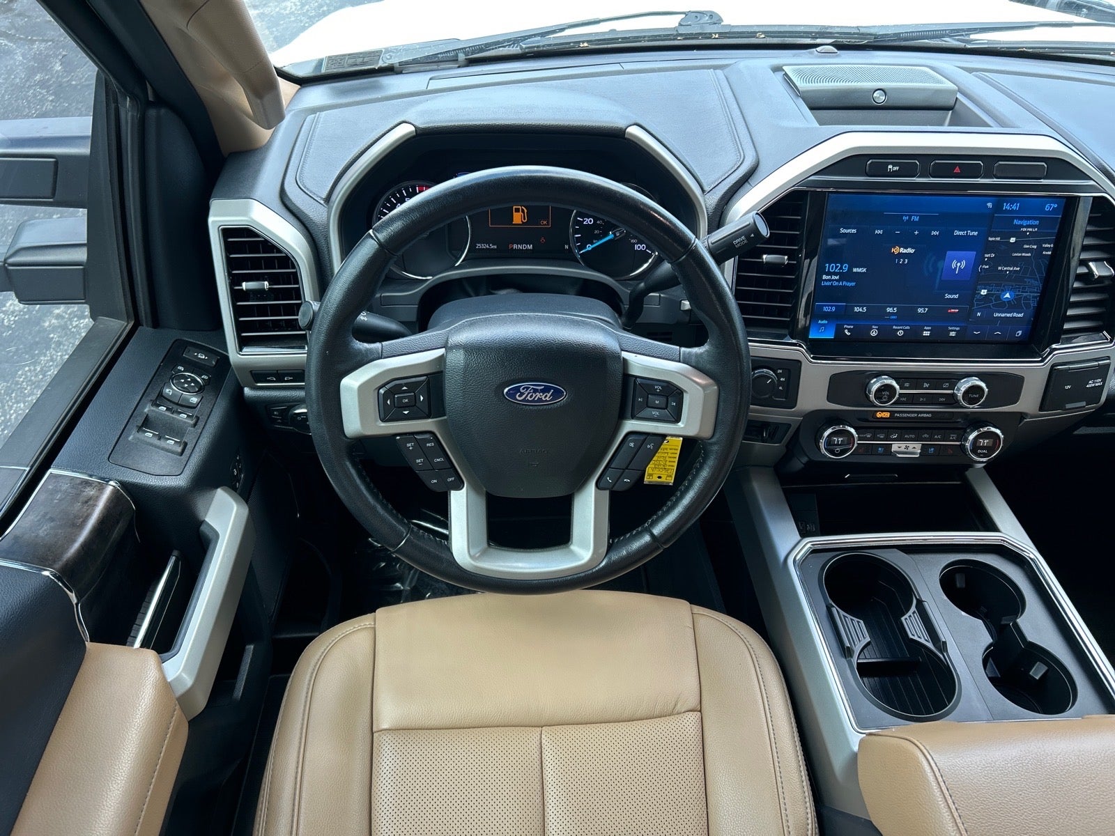 2022 Ford F-350SD Lariat