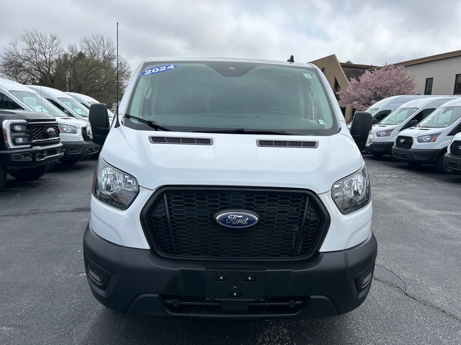 2024 Ford Transit-250 Base