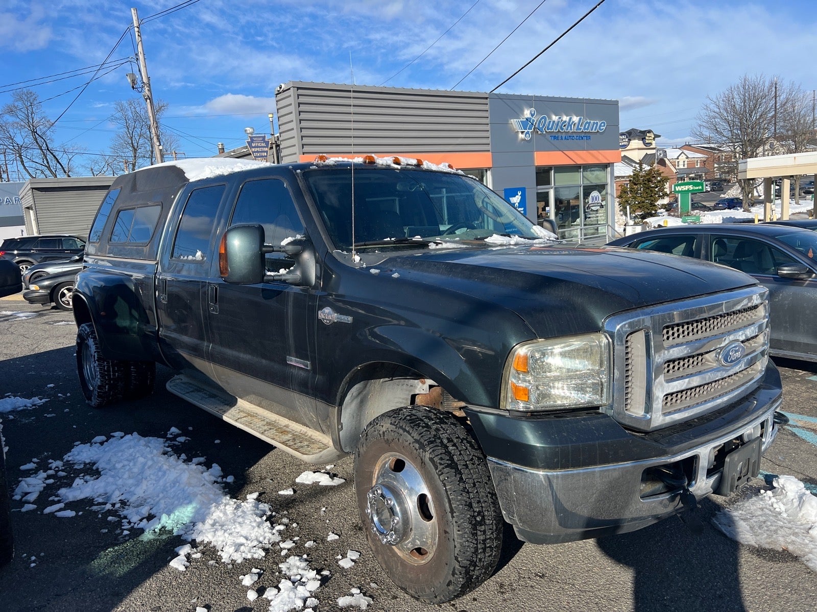 2005 Ford F-350SD King Ranch DRW