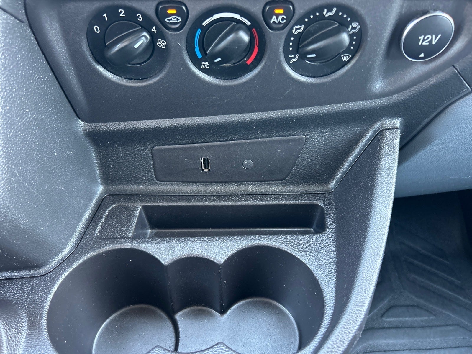 2019 Ford Transit-250 Base