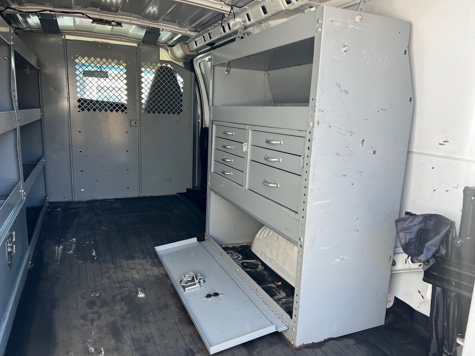 2021 Chevrolet Express 2500 Work Van Cargo