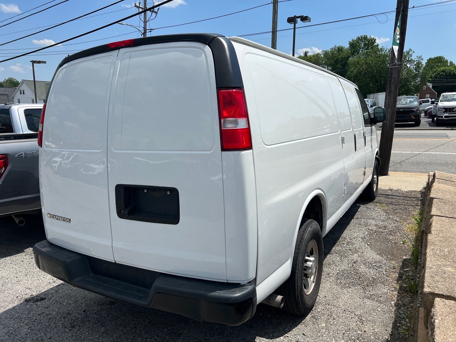 2020 Chevrolet Express 3500 Work Van Cargo