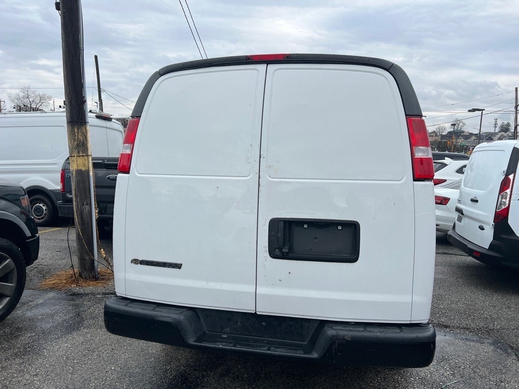 2020 Chevrolet Express 3500 Work Van Cargo