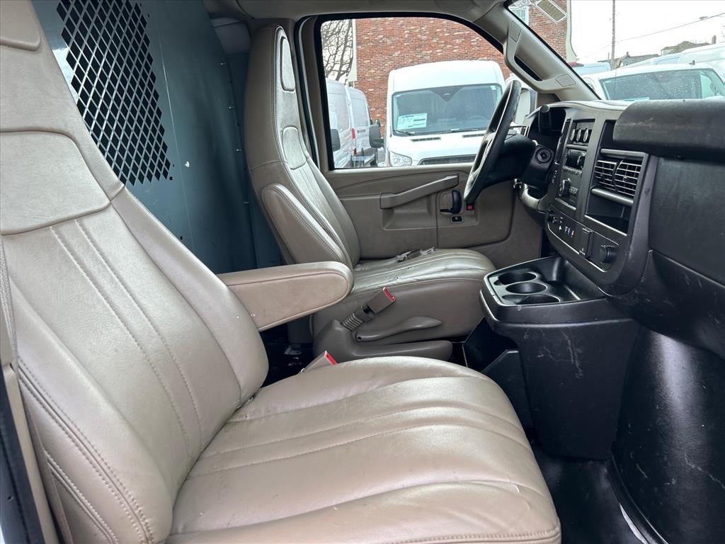 2020 Chevrolet Express 3500 Work Van Cargo