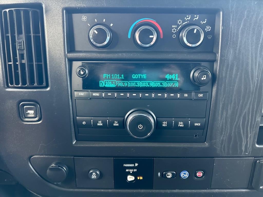 2020 Chevrolet Express 3500 Work Van Cargo