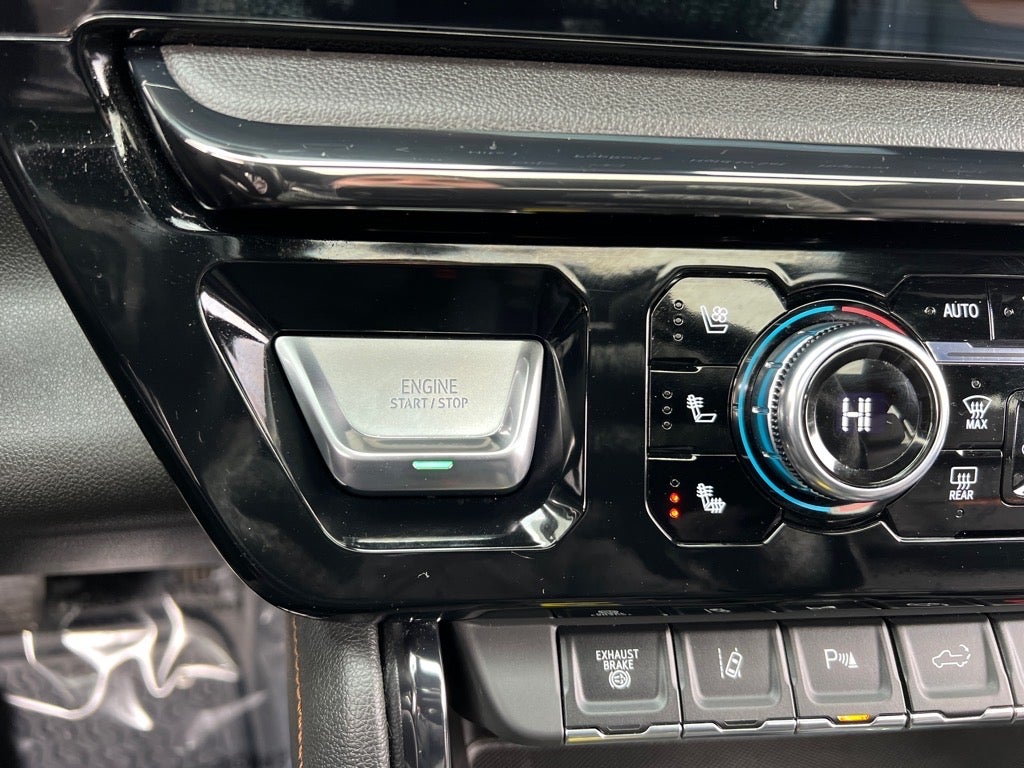 2024 GMC Sierra 2500HD AT4