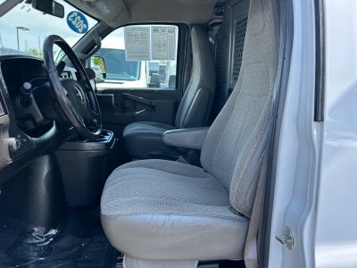 2023 GMC Savana 2500 Work Van