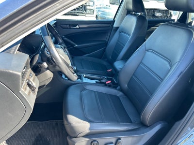 2020 Volkswagen Passat 2.0T R-Line