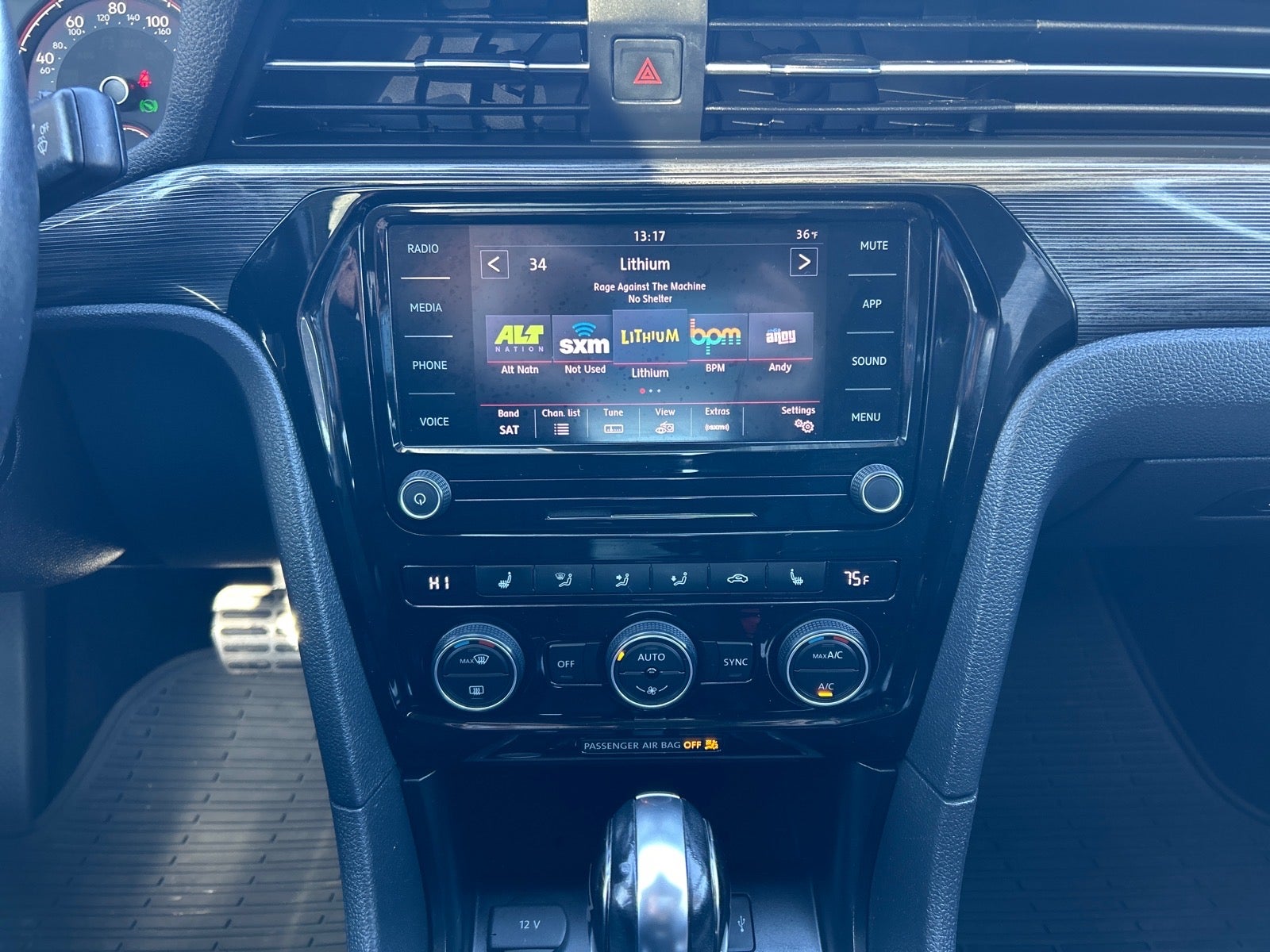 2020 Volkswagen Passat 2.0T R-Line