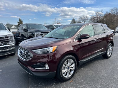 2022 Ford Edge Titanium
