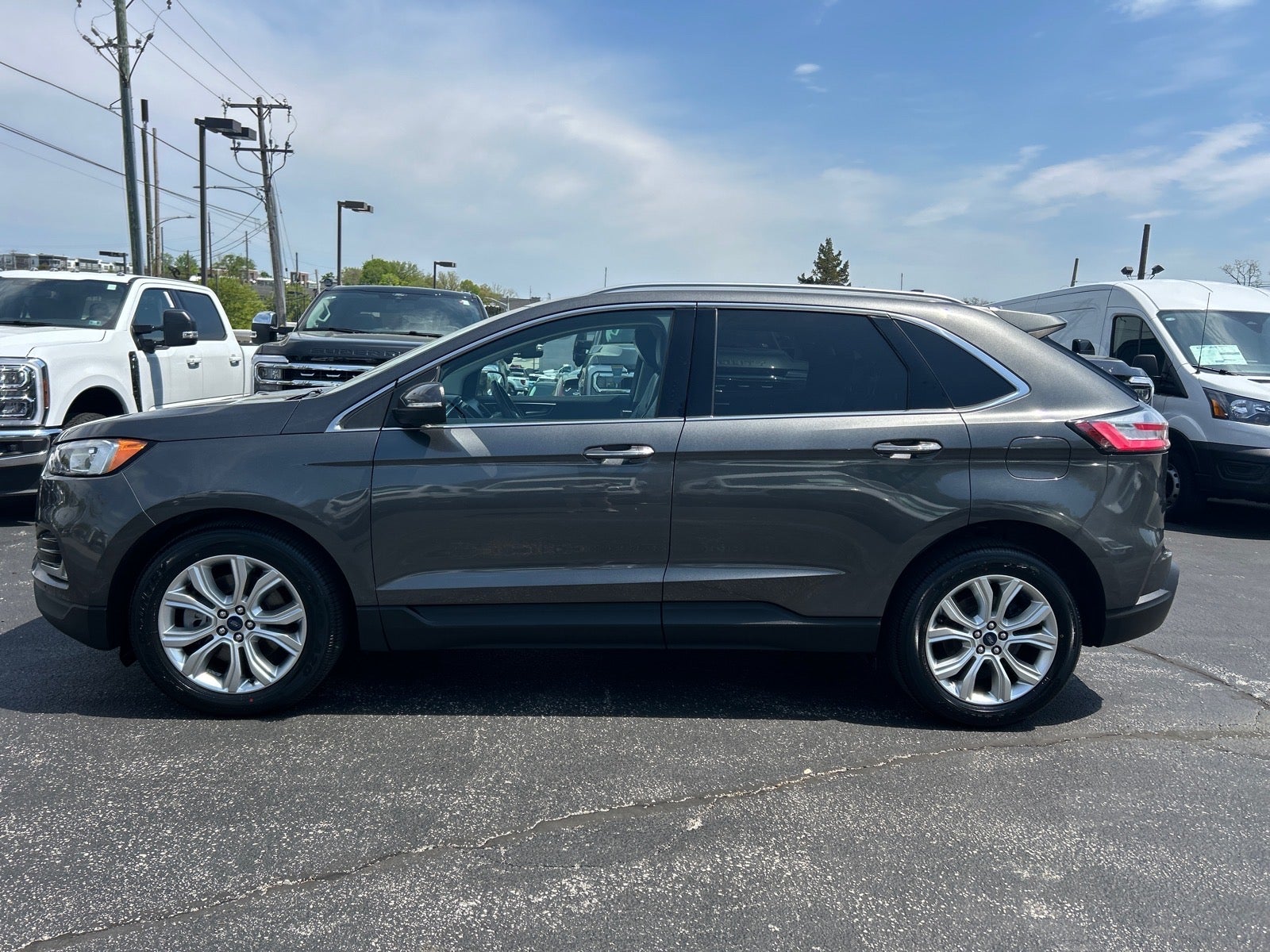 2020 Ford Edge Titanium