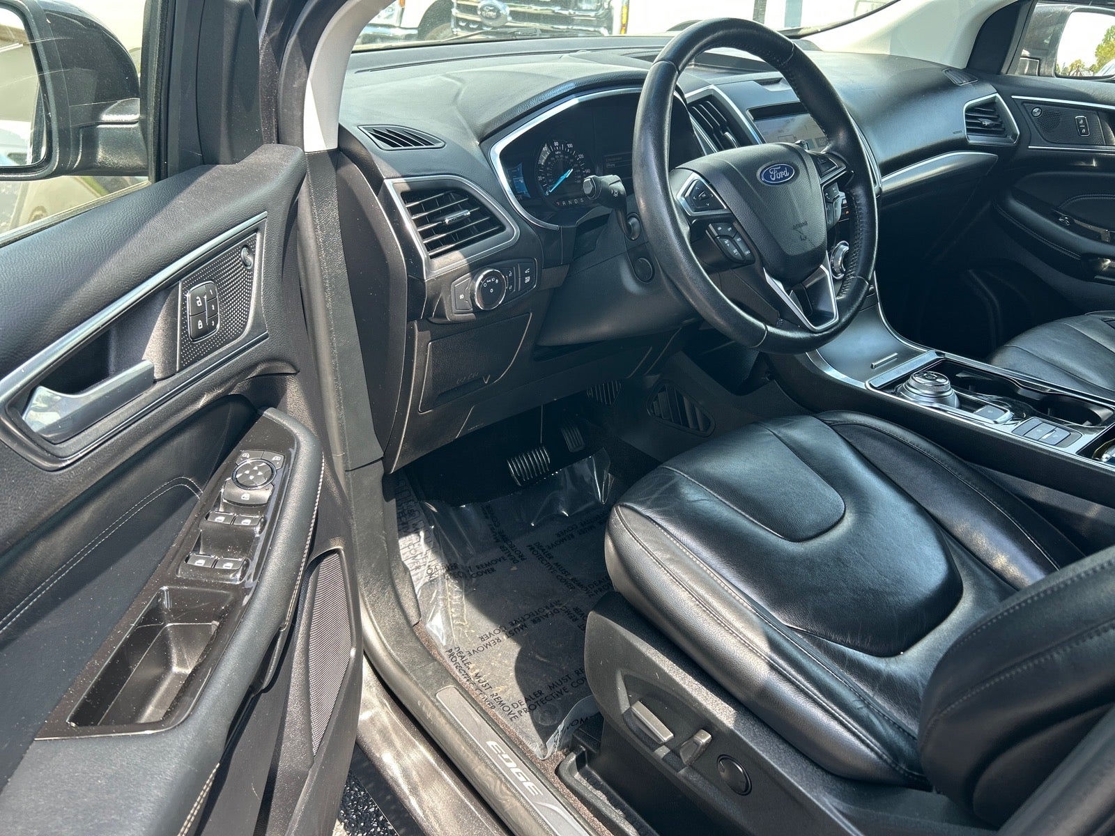 2020 Ford Edge Titanium