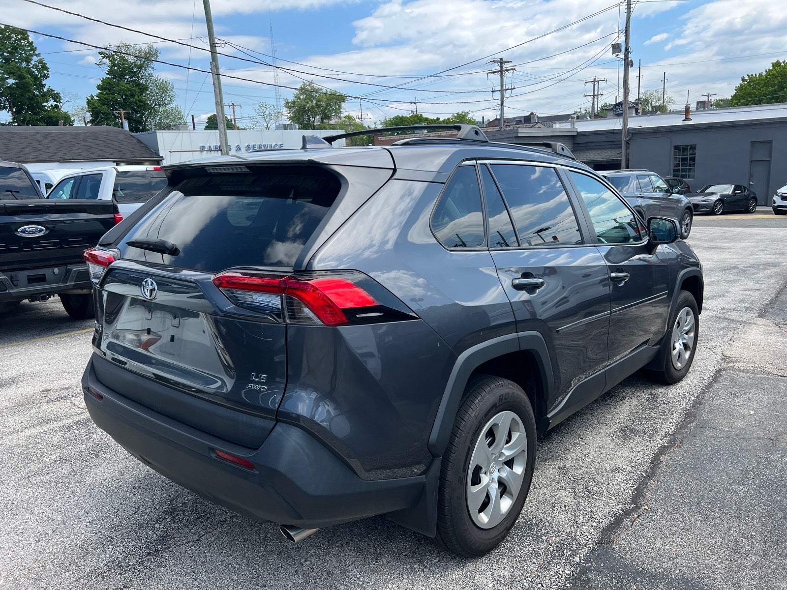 2021 Toyota RAV4 LE