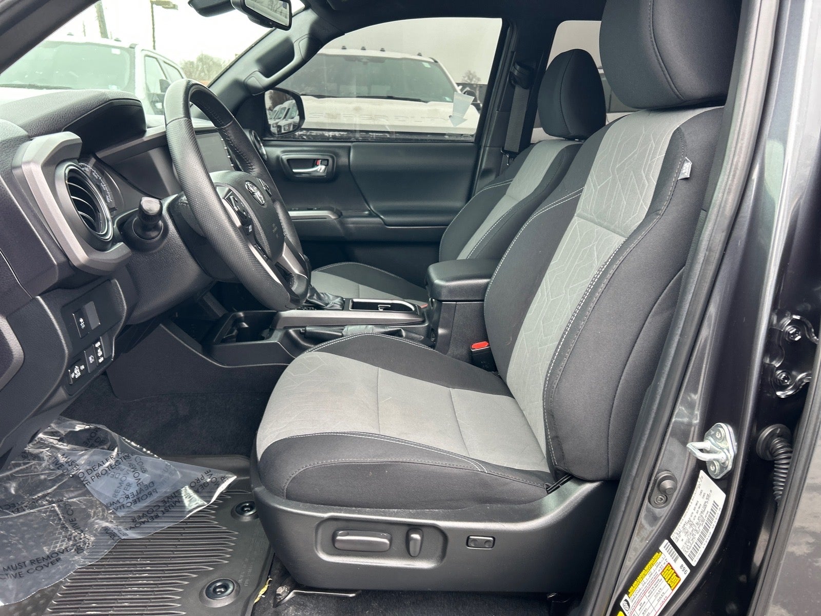 2023 Toyota Tacoma TRD Off-Road V6