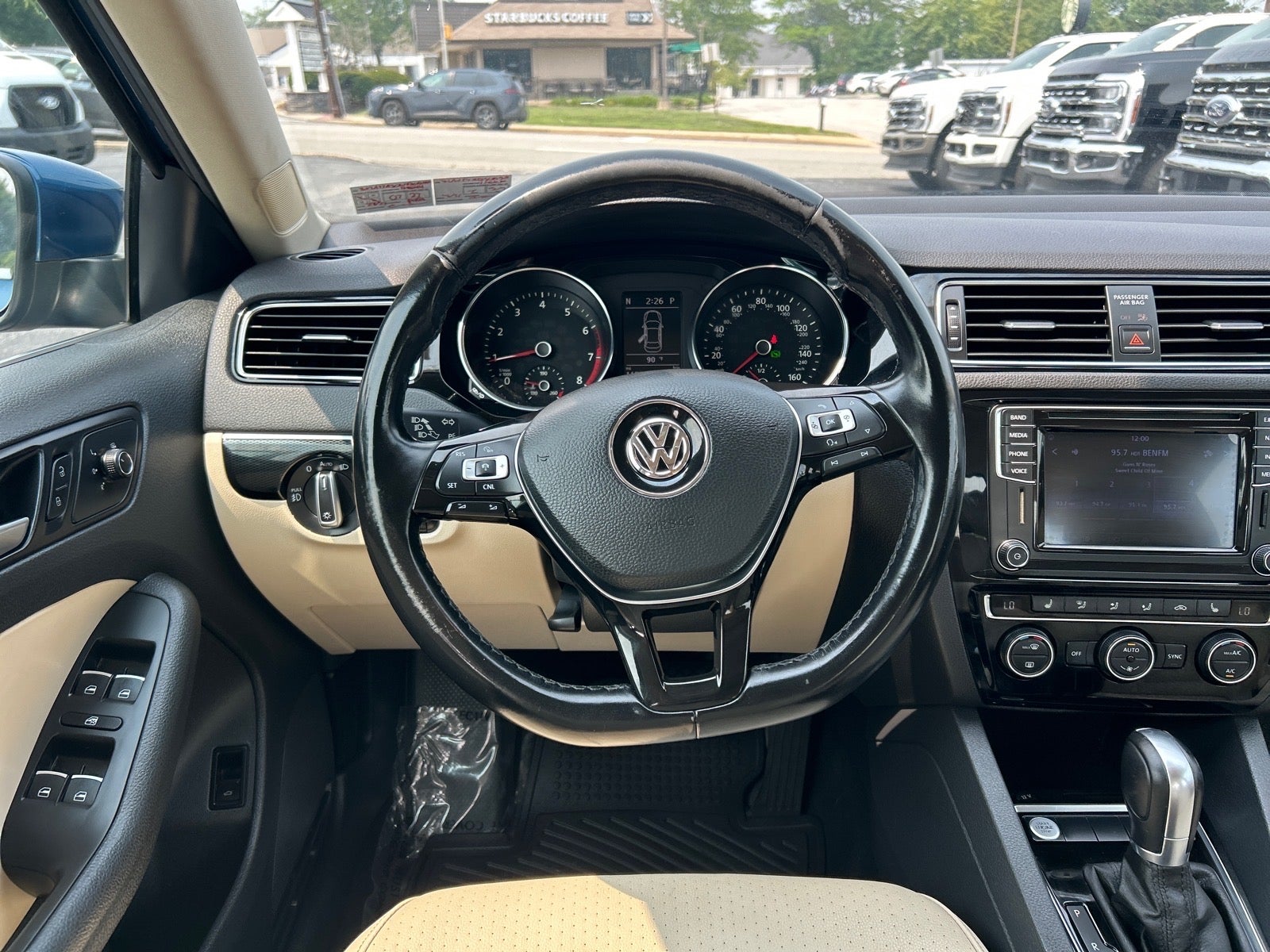2017 Volkswagen Jetta 1.8T SEL