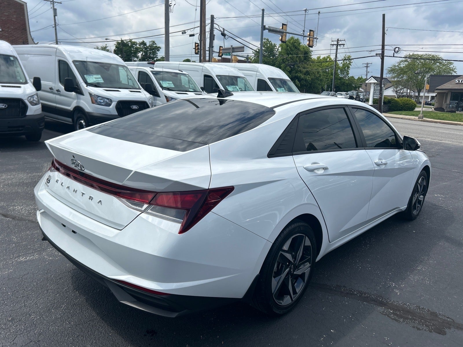 2023 Hyundai Elantra SEL