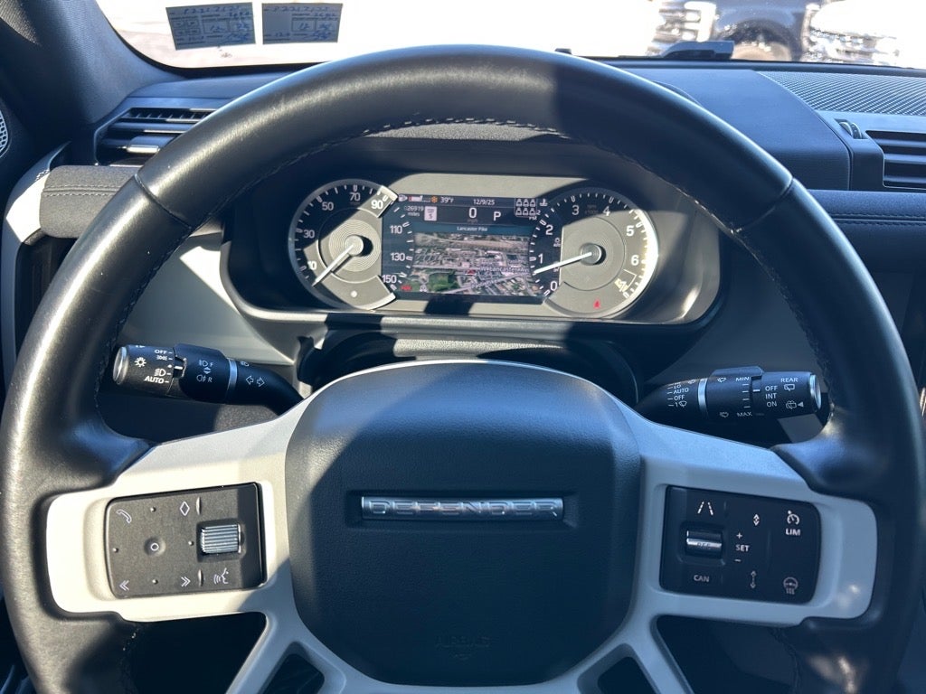 2023 Land Rover Defender 130 X-Dynamic SE