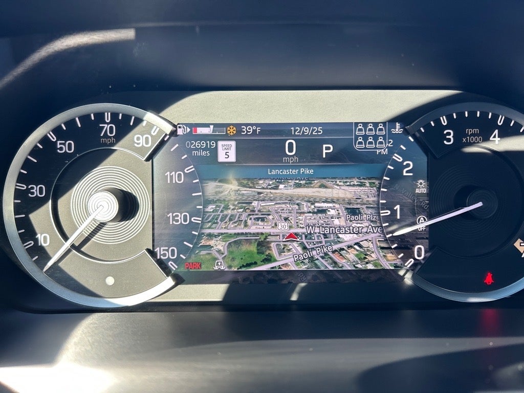 2023 Land Rover Defender 130 X-Dynamic SE