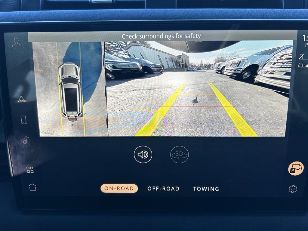 2023 Land Rover Defender 130 X-Dynamic SE