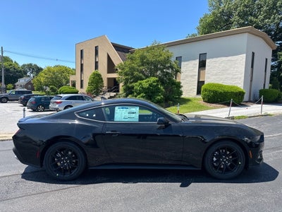 2025 Ford Mustang EcoBoost