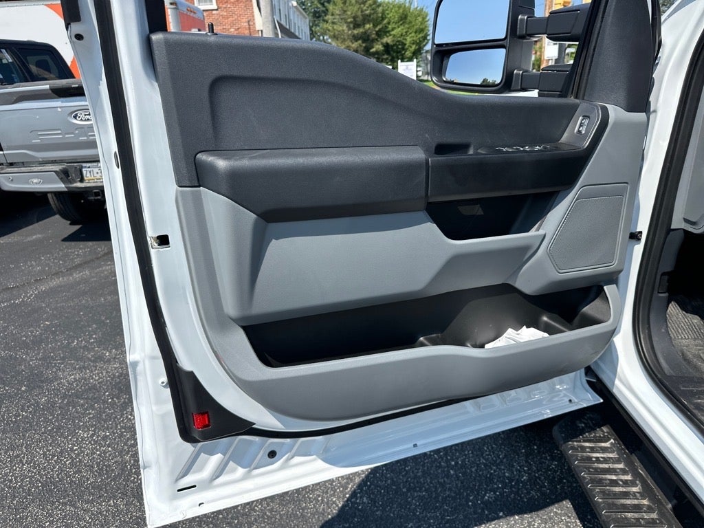 2025 Ford F-350SD XL