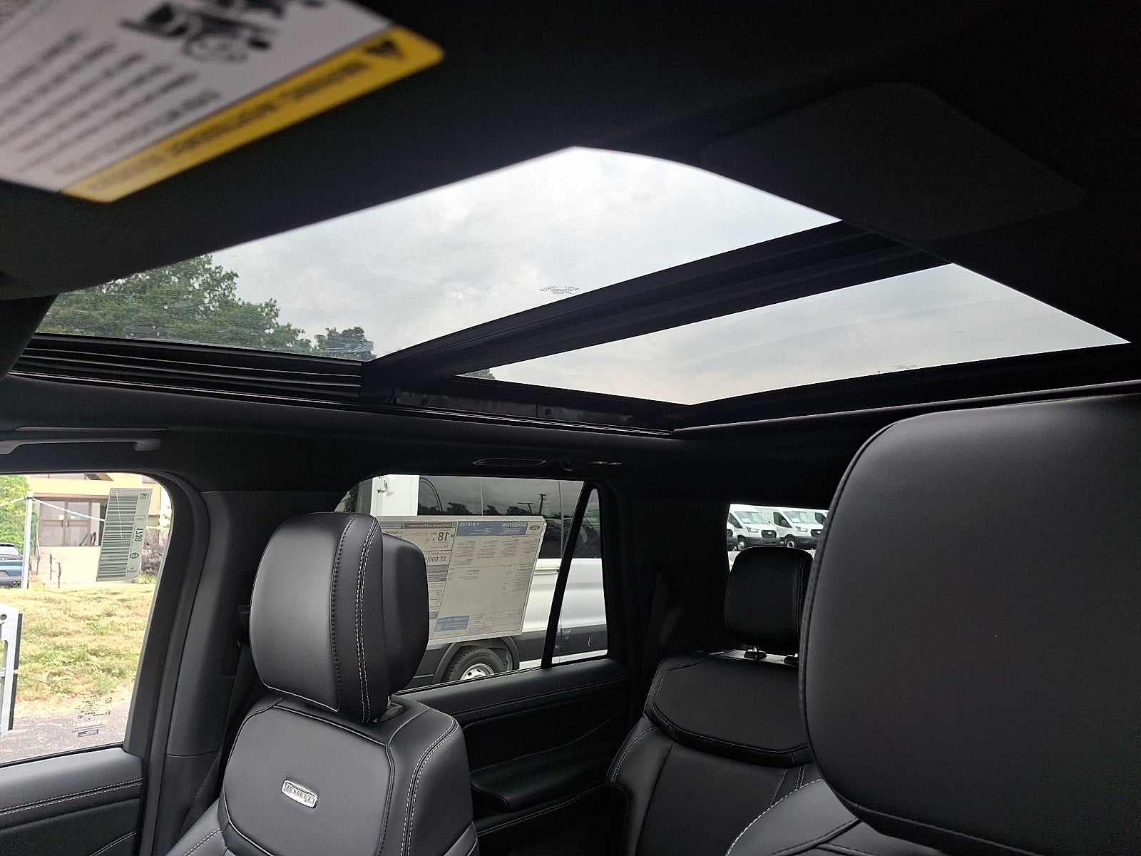 2027 Ford Expedition Platinum