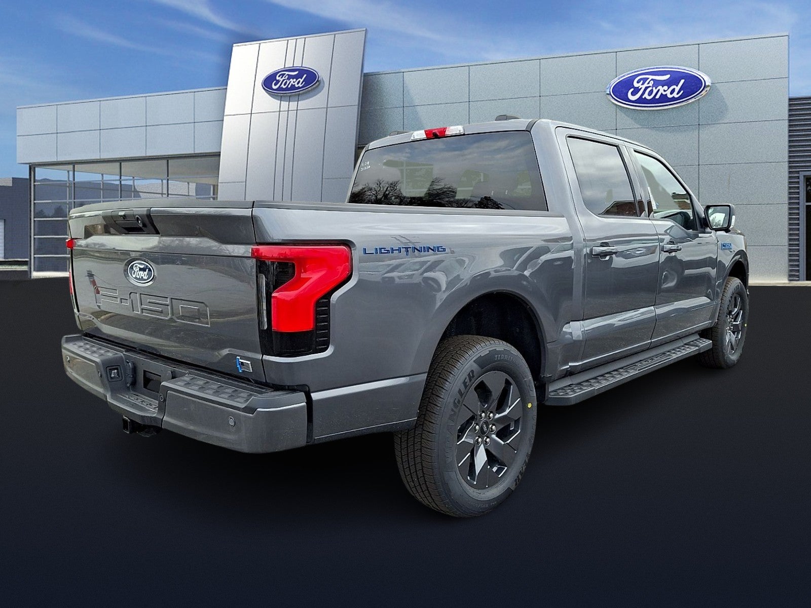 2025 Ford F-150 Lightning Flash