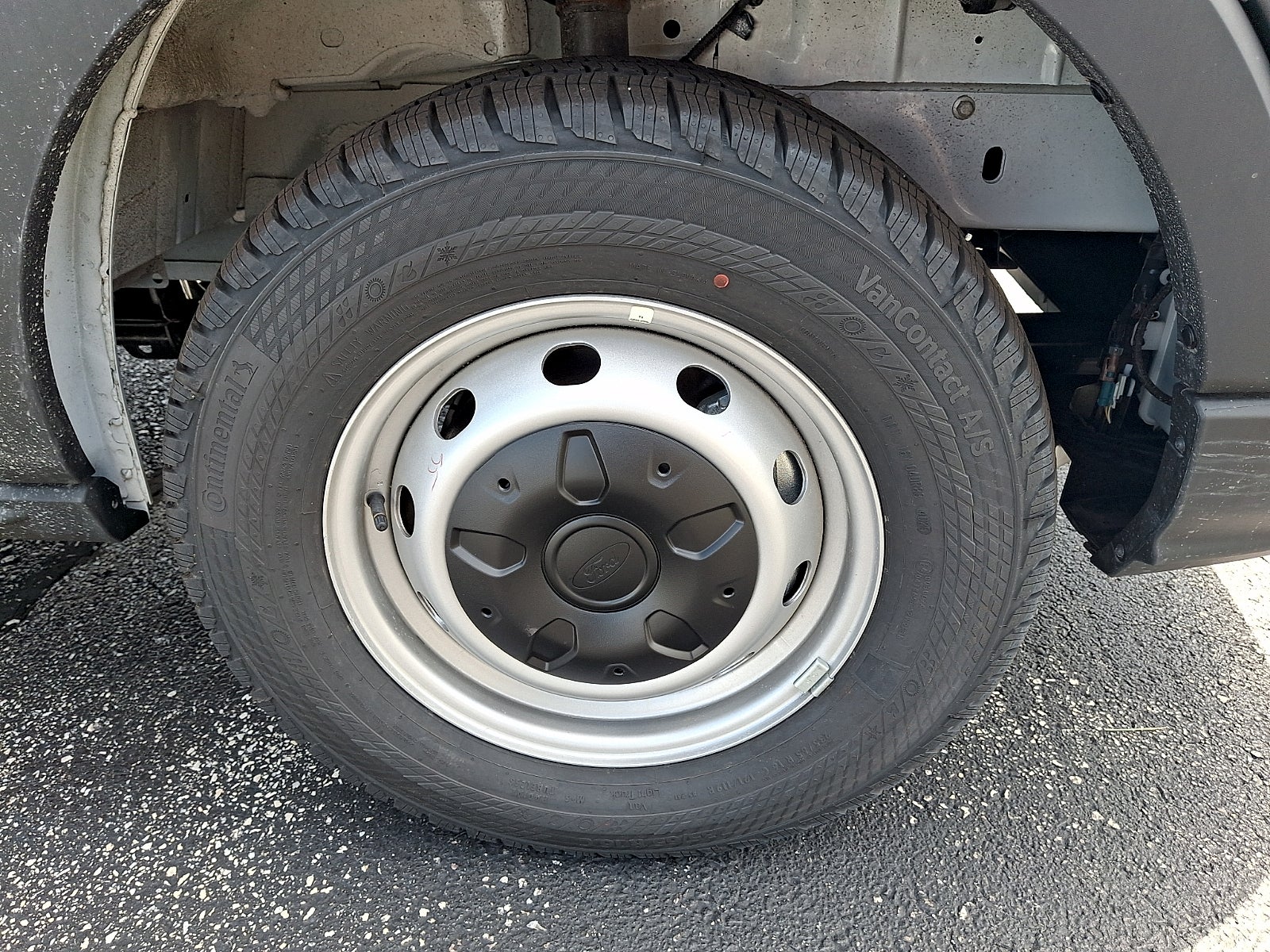 2026 Ford Transit-250 Base