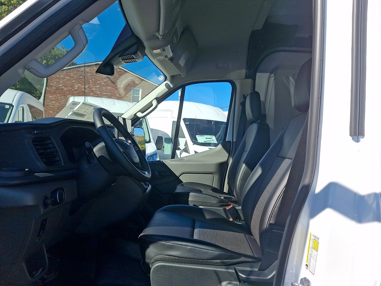 2027 Ford Transit-250 Base