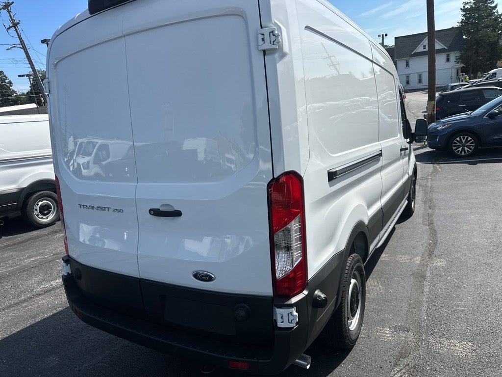 2025 Ford Transit-250 Base