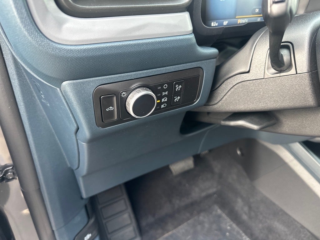 2025 Ford Maverick XL