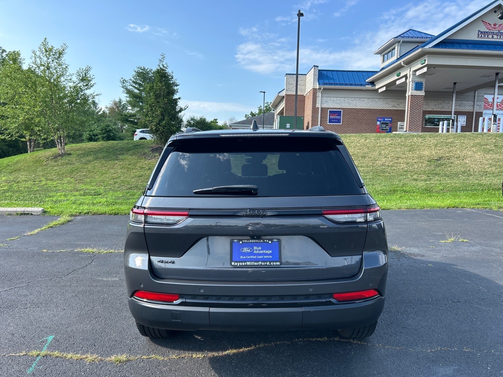 2022 Jeep Grand Cherokee Altitude