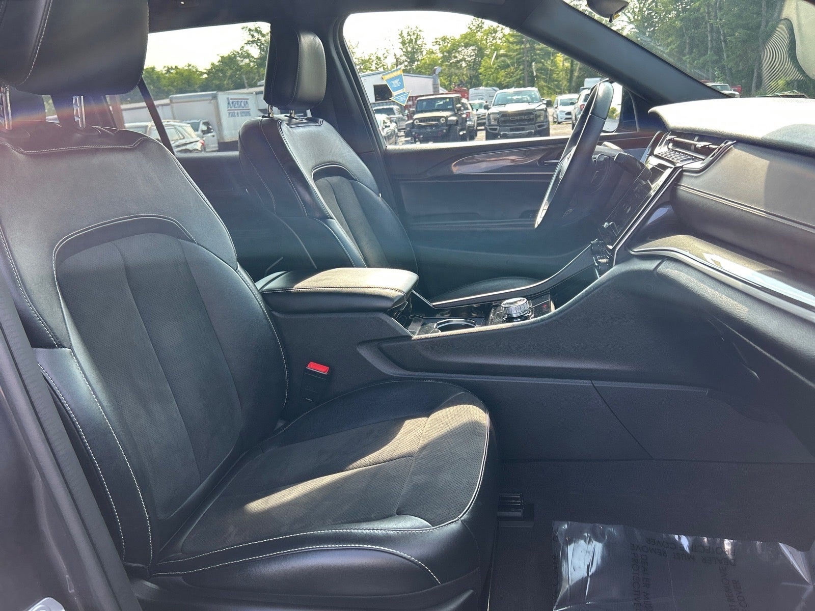 2022 Jeep Grand Cherokee Altitude