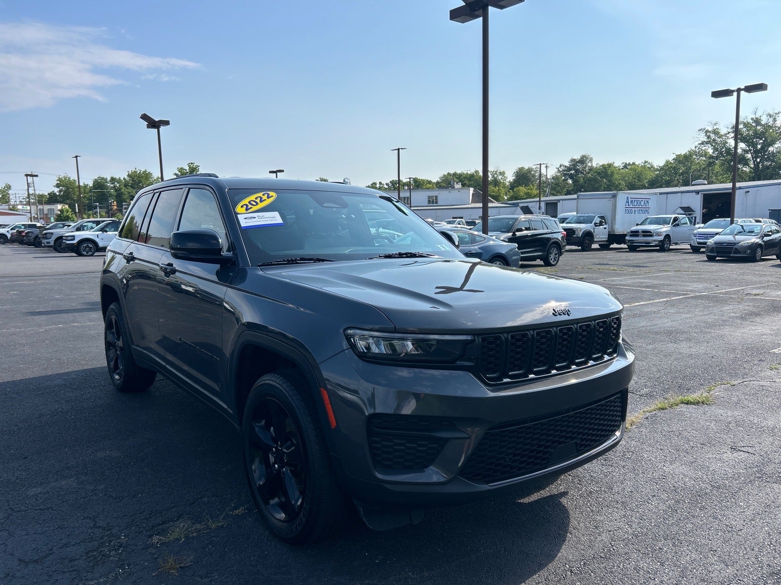 2022 Jeep Grand Cherokee Altitude