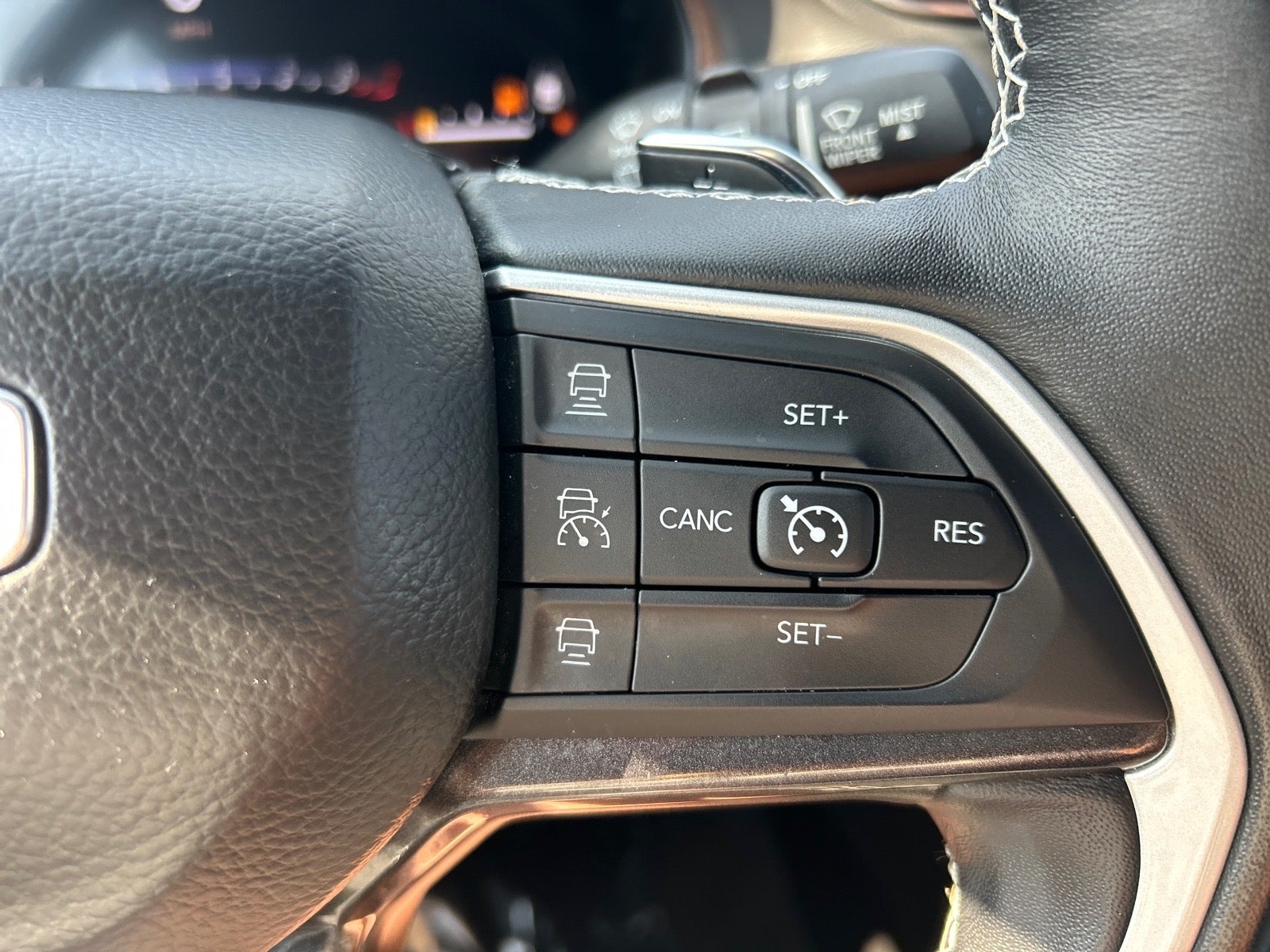 2022 Jeep Grand Cherokee Altitude