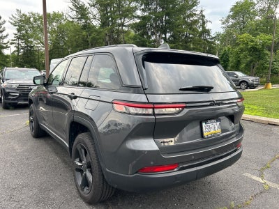 2022 Jeep Grand Cherokee Altitude
