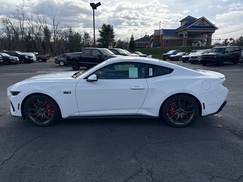 2025 Ford Mustang GT Premium
