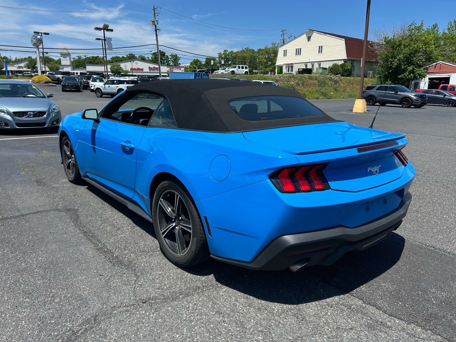 2025 Ford Mustang EcoBoost Premium