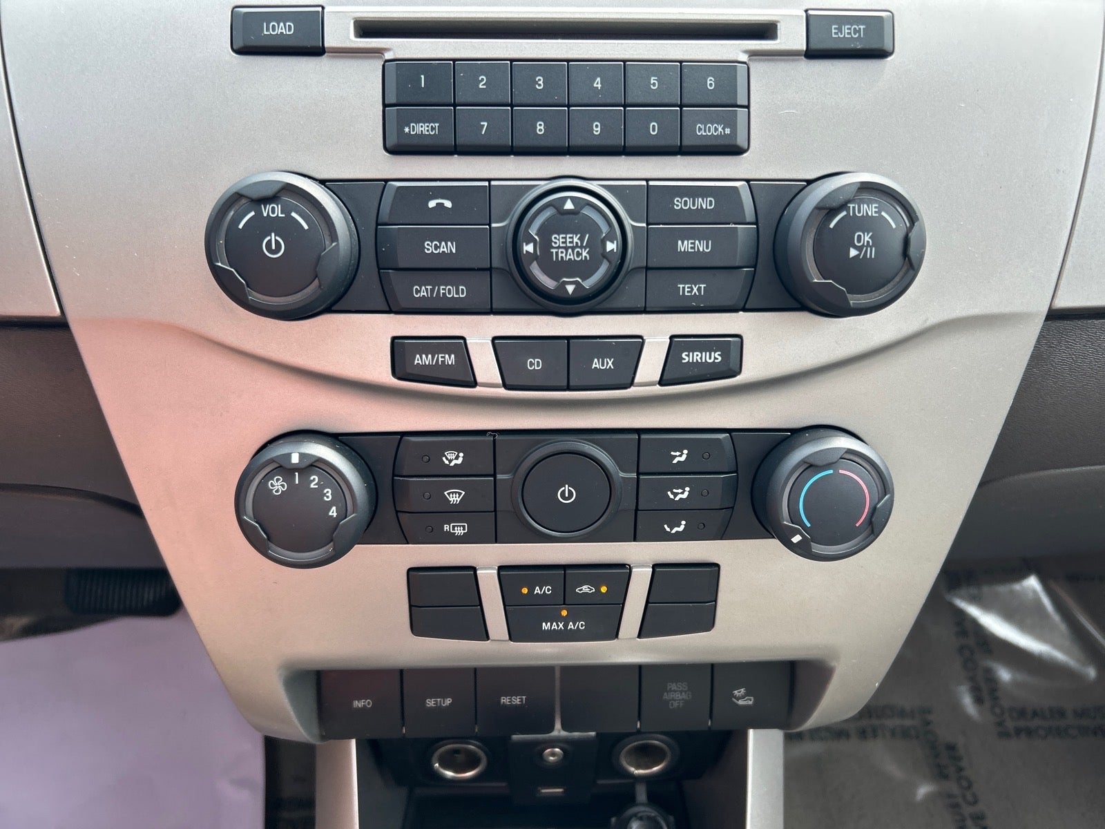 2009 Ford Focus SES