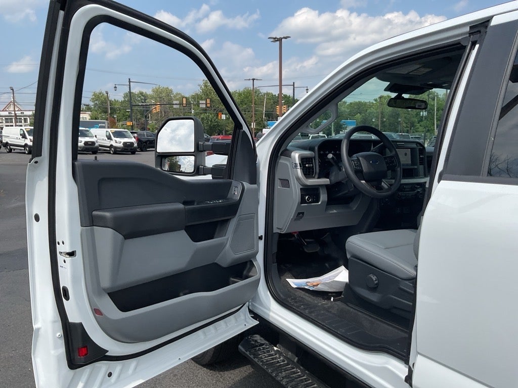 2025 Ford F-350SD XL Reading Classic Service Body