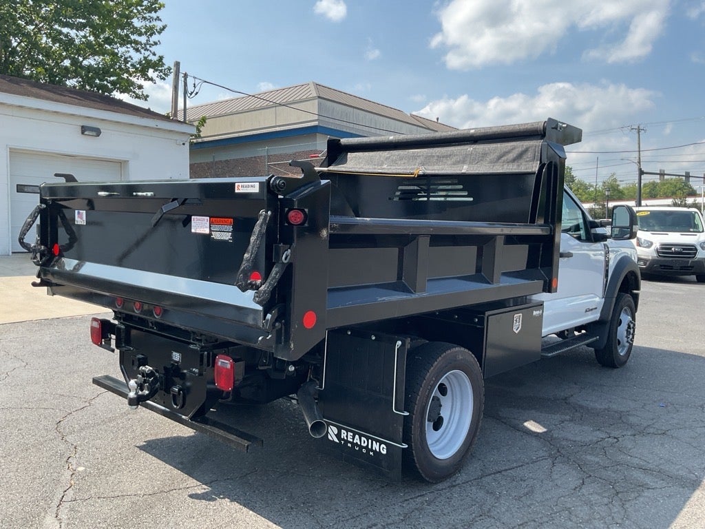 2025 Ford F-550SD XL Reading Dump