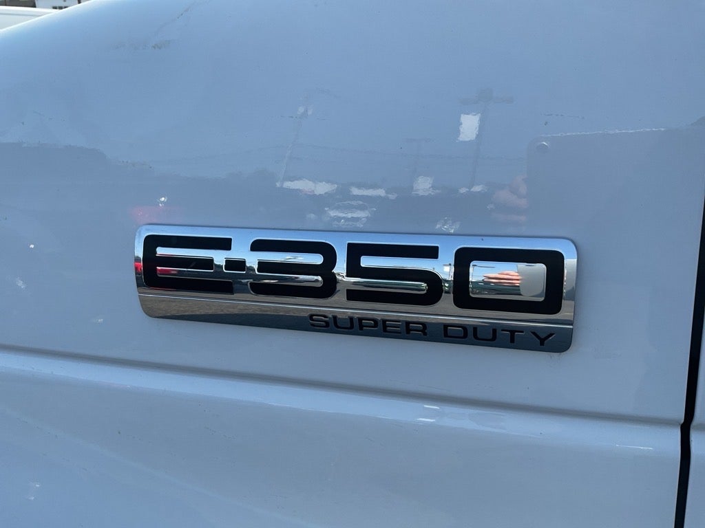 2025 Ford E-350SD Base 12 FT Box Van